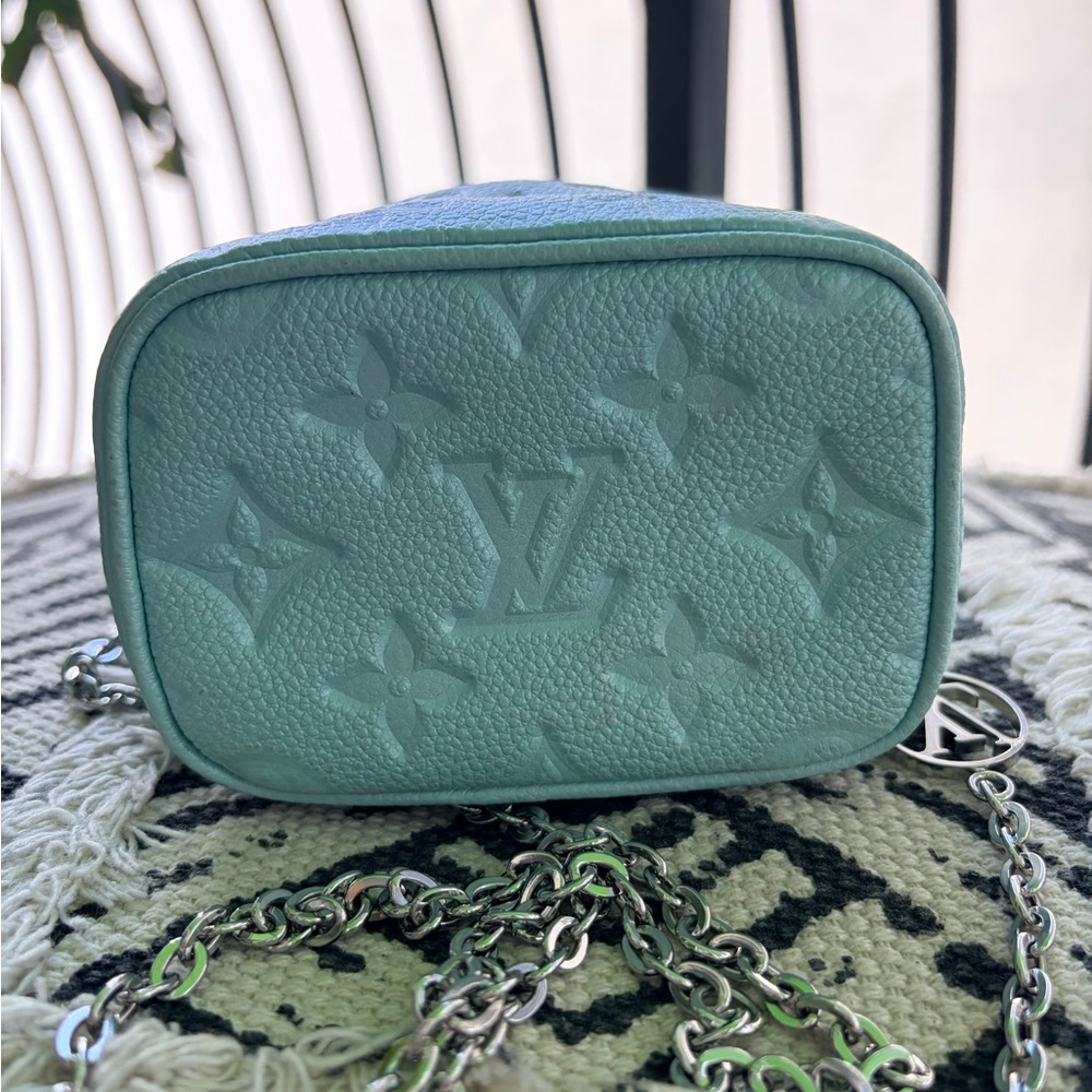 Louis Vuitton micro vanity Bag Pearly Lagoon Turquoise Color Rare Like New - Picture 6 of 10